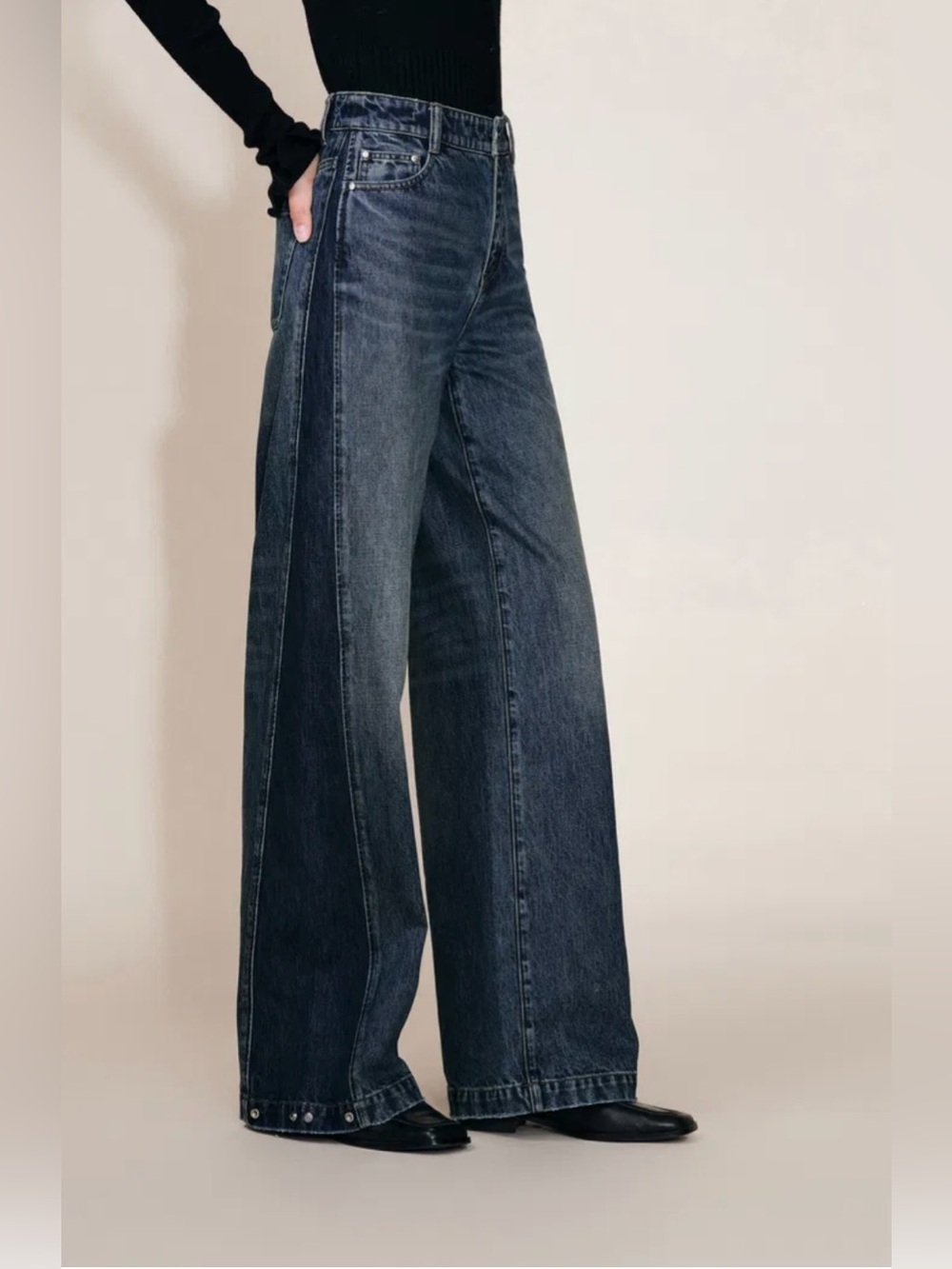 NWT- FABRIQUE Mia Two Tone Panel Jeans Denim